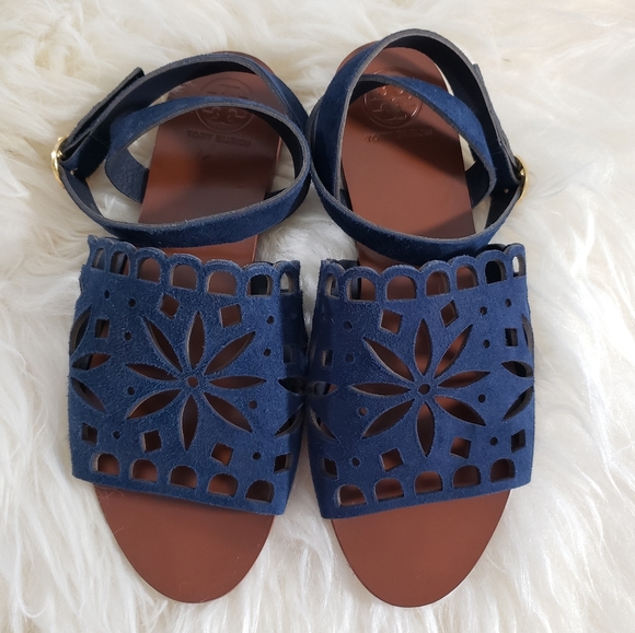 Like New Tory Burch May Perforated Navy Open Toe Suede Ankle Strap Sandal Sz 5.5 - Picture 2 of 10